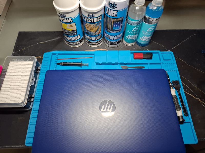 Laptop de frente
